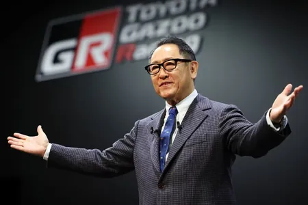 Акио Тойода остался во главе Toyota: его переизбрали, несмотря на скандал