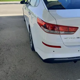 Kia Optima 2020