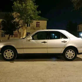 Mercedes-Benz C320 1994