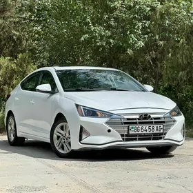 Hyundai Elantra 2019