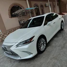 Lexus ES 350 2019