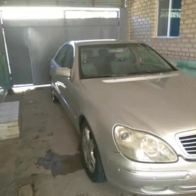 Mercedes-Benz S-Class 2002