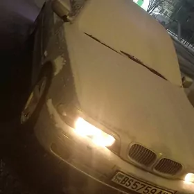 BMW E39 1999