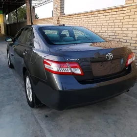 Toyota Camry 2010