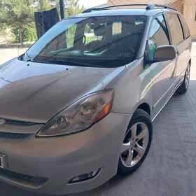 Toyota Sienna 2007