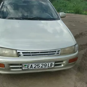 Toyota Carina 1992