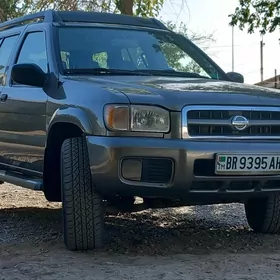 Nissan Pathfinder 2003