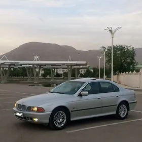 BMW E39 1998
