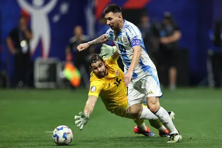 Amerikanyň Kubogy – 2024: Argentina - ýeňiş, Messi - rekord bilen başlady