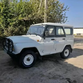 UAZ 469 2002