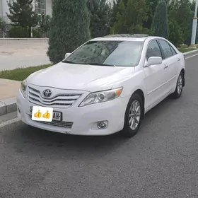 Toyota Camry 2010