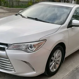 Toyota Camry 2016