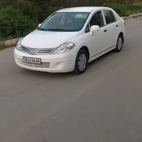 Nissan Versa 2010