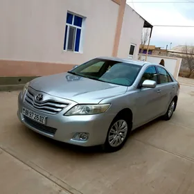 Toyota Camry 2010