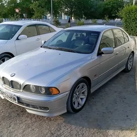 BMW E39 2000
