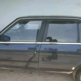 BMW 325 1989