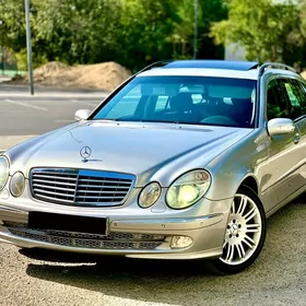 Mercedes-Benz E350 2005