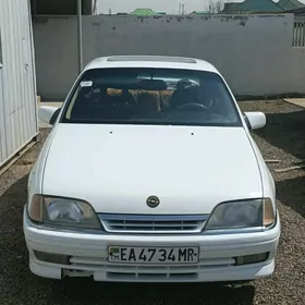 Opel Omega 1992