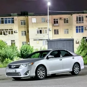 Toyota Camry 2011