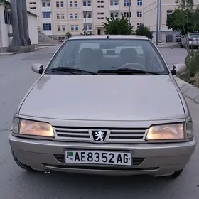 Peugeot 405 2008