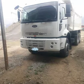 Ford Cargo 3535D 2010