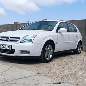 Opel Signum 2003