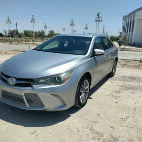 Toyota Camry 2017