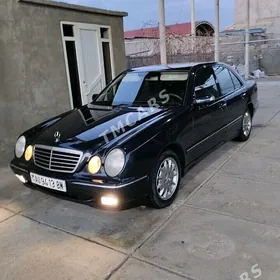 Mercedes-Benz 230E 2000