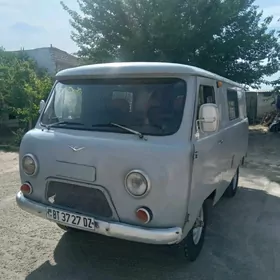 UAZ Profi 1980