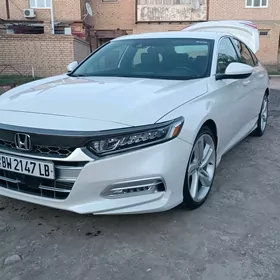 Honda Accord 2018