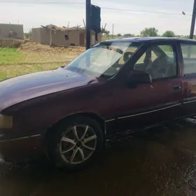 Opel Vectra 1990