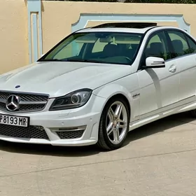 Mercedes-Benz C350 2013