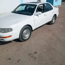 Toyota Camry 1993