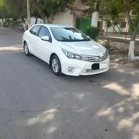 Toyota Corolla 2015