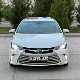 Toyota Camry 2016