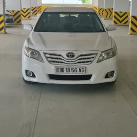 Toyota Camry 2010