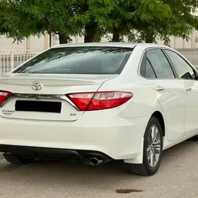 Toyota Camry 2016