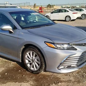 Toyota Camry 2023