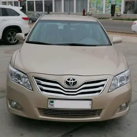 Toyota Camry 2010