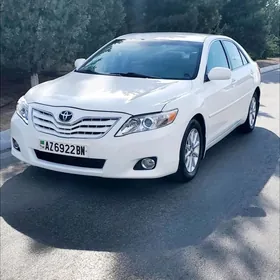 Toyota Camry 2010