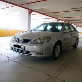 Toyota Camry 2004