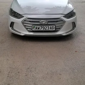 Hyundai Elantra 2018