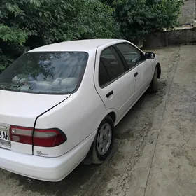 Nissan Sunny 1999