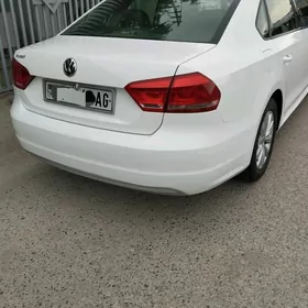 Volkswagen Passat 2012