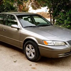 Toyota Camry 1999