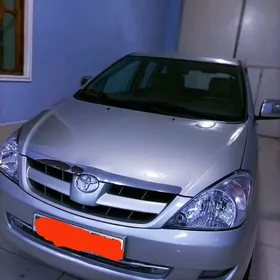 Toyota Innova 2006