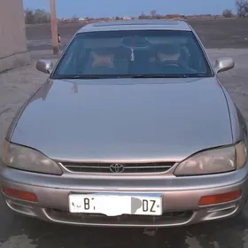 Toyota Camry 1992