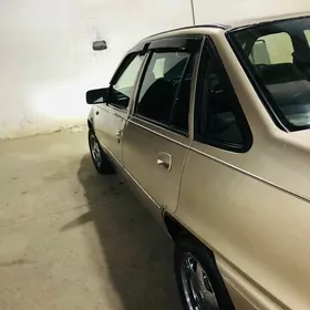 Daewoo Nexia 1996