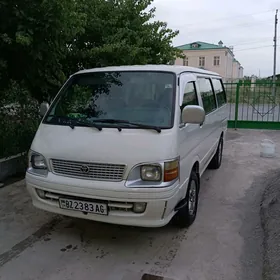 Toyota Hiace 2003