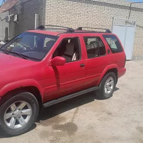 Nissan Pathfinder 2002